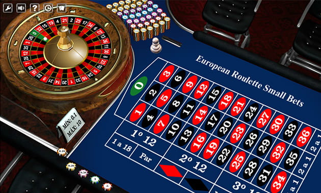 Mesa de European Roulette Small bets con el logotipo del juego.